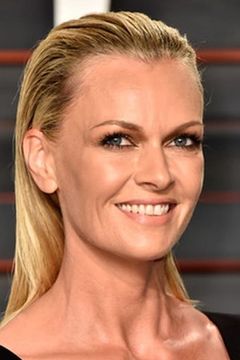 Sarah Murdoch interpreta Candy