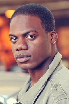 Marcus Henderson interpreta Reggie Greene