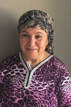 Saïda Bekkouche interpreta Aida Refugee Camp Woman