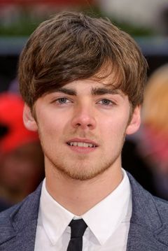 Thomas Law interpreta Young Gary