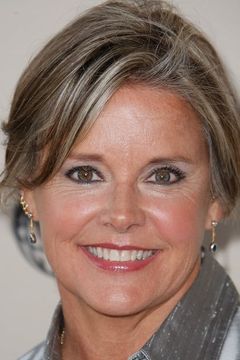 Amanda Bearse interpreta Anne