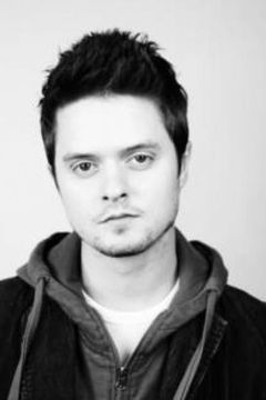 Nicholas Savard-L'Herbier interpreta Luc (voice)