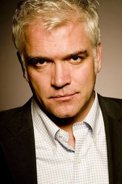 Stephen Gevedon interpreta Johnny Figgis/Jane's Band