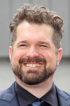 Seth Gordon interpreta Ralph Peterberg