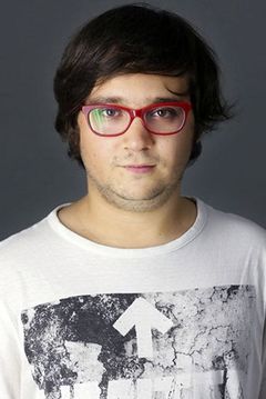 David Vaquerizo interpreta Julián Adolescente