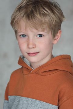 Jasper Ambrose interpreta Rebecca’s Child 3