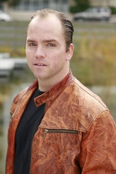 Eric Martin Reid interpreta ICU Doctor