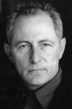 Charles Boswell interpreta Jack Axel