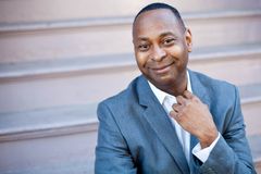 Dennis Rubin Green interpreta Attendant