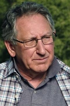 Harvey J. Alperin interpreta Doctor