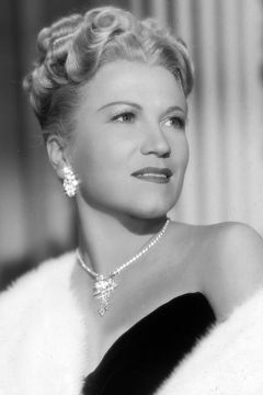 Dorothy Kirsten interpreta Louise Heggar