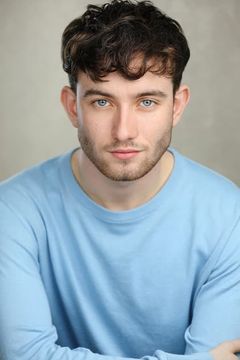 Bailey Cameron interpreta Joey