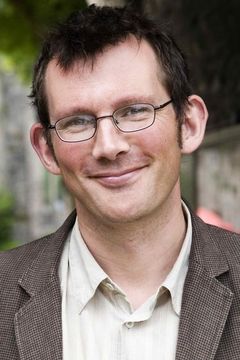 Rob Hopkins interpreta Self