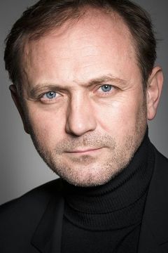 Andrzej Chyra interpreta Sprzedawca hot dogów