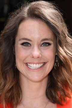 Ashley Williams interpreta Sandy Brooks
