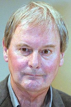 John Fortune interpreta Maltby