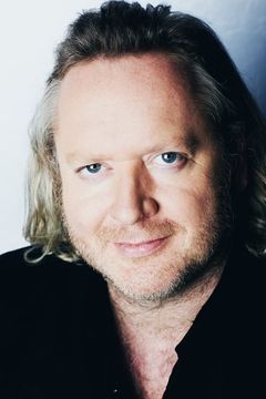 Gregor Seberg interpreta Hunold