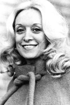 Franca Nuti interpreta Woman searching the sugar