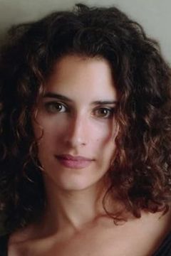 Jessica Kate Meyer interpreta Halina Szpilman