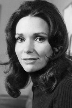 Susan Strasberg interpreta Debra Levine