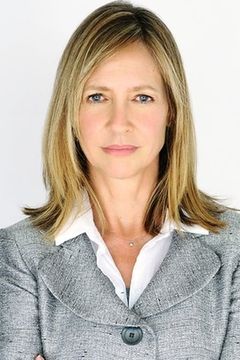 Corinne Bohrer interpreta Laura