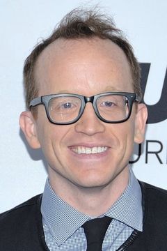 Chris Gethard interpreta Clerk
