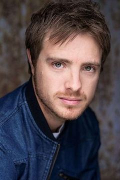 Carl Dixon interpreta Gunner Corbin