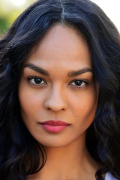 Kacy Owens interpreta Marla