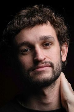 Aubry Dullin interpreta Jean-Paul Belmondo