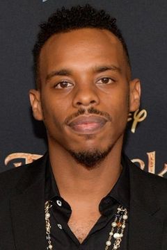 Lil Buck interpreta The Mouse King (uncredited)