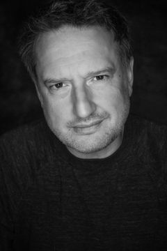 Dan Fredenburgh interpreta Jamie's Bad Brother