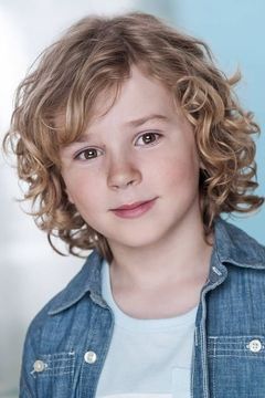 Oliver Boyle interpreta Ben McAllister