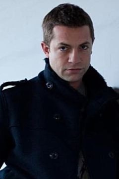 Frano Domitrovic interpreta Policier 2 aéroport Ljubljana