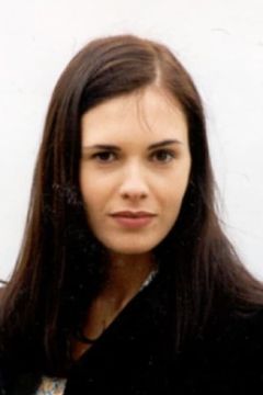 Erika Bernardi interpreta Claudia