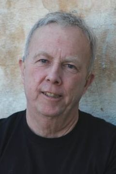 Colin Michael Kitchens interpreta Stormtrooper (voice) (uncredited)