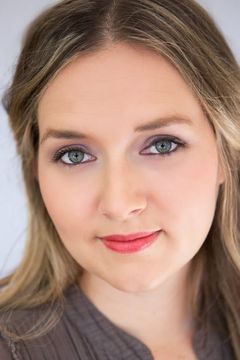 Rebecca Light interpreta Mr. Bruno's Wife