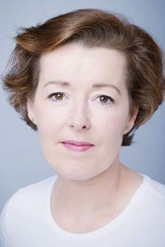 Mary O'Driscoll interpreta Mrs. Keble