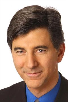 Budd Mishkin interpreta NY1 Reporter