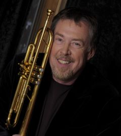 Darrell Leonard interpreta Danny's Band