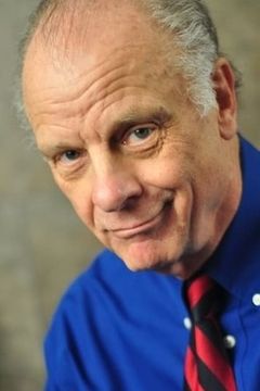 Ed Crick interpreta Mall Guard #3