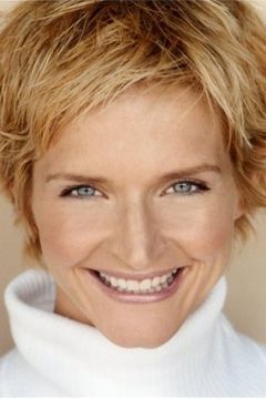 Virginia Hamilton interpreta San Francisco News Announcer