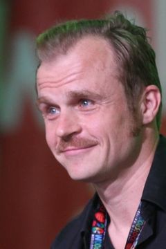 Piotr Rogucki interpreta Zbyszek