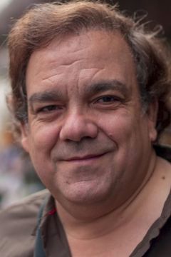 Didier Bourdon interpreta Pierre Dubreuil