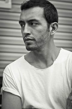Franco Gonzalez interpreta Enrique