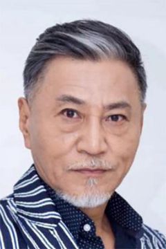Wang Kan interpreta 易先生司機