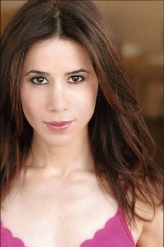 Sybil Temchen interpreta Rebecca