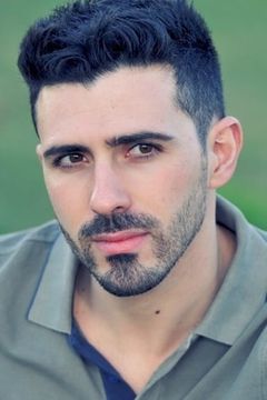 Daniele Di Stefano interpreta Cuoco di scuola
