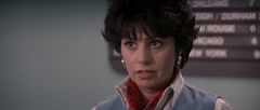 Linda Perri interpreta Cissy