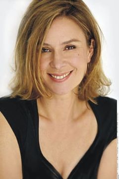 Susanne Schäfer interpreta Johanns Mutter