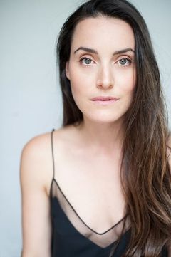 Vanessa Walsh interpreta Taffy